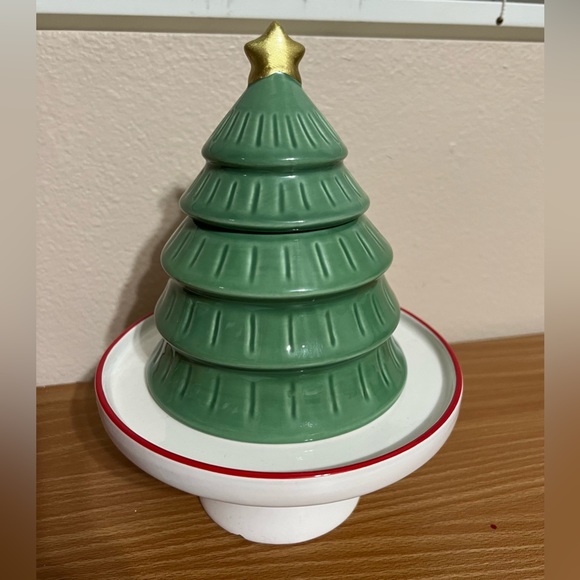 Target Christmas Tree Ceramic Canister - Picture 1 of 2